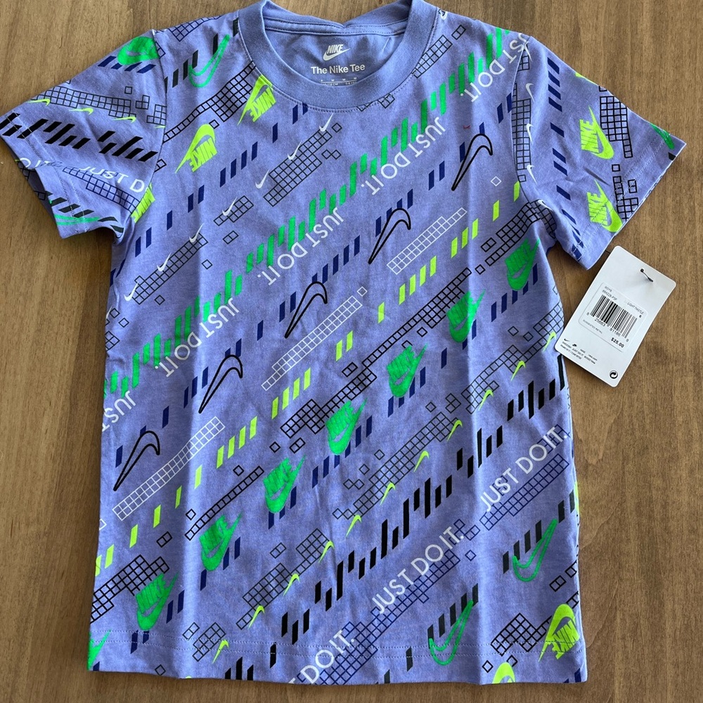 Youth Nike Shirt.